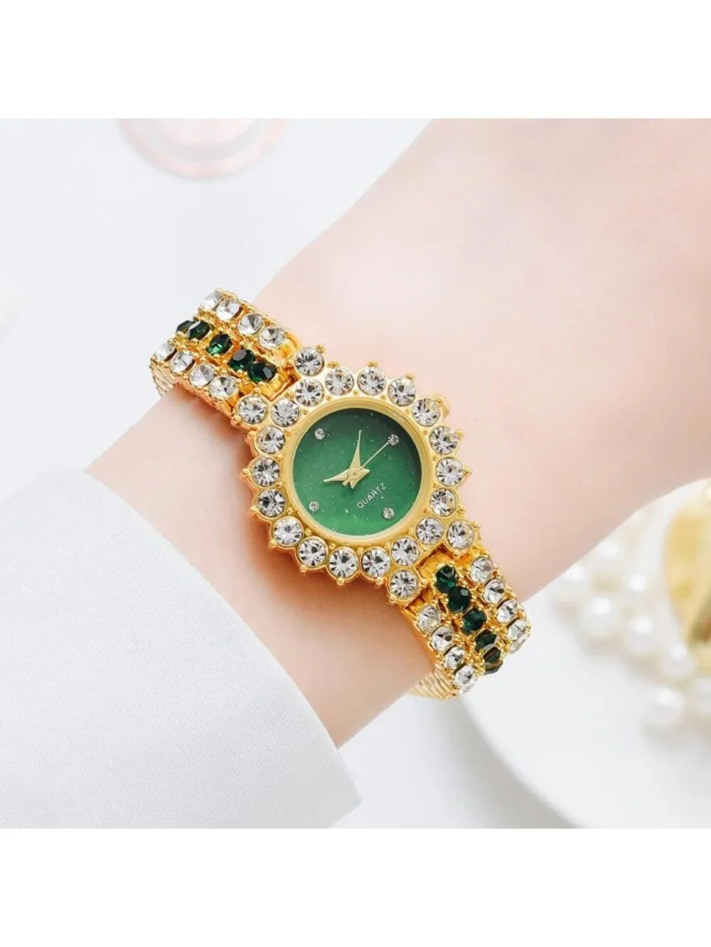 Women's Green Analog Quartz Elegant Steel Belt Diamonds Bracelet Set Wrist Watch